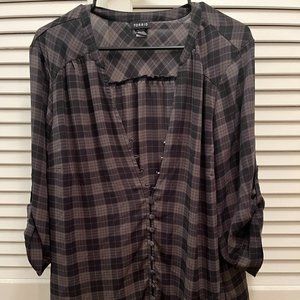Gray and black plaid v-neck chiffon blouse, plus size
